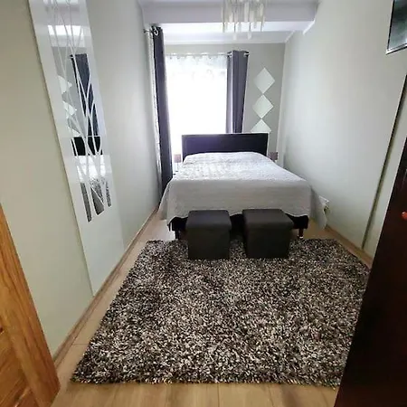 2 Zimmerwohnung In 公寓